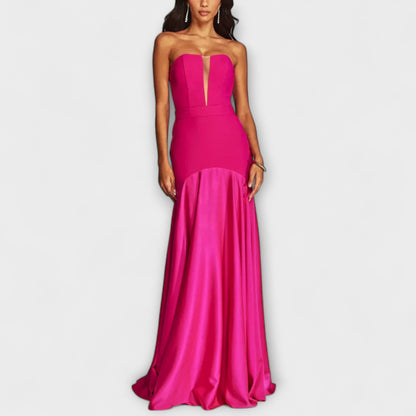 Vada Off-Shoulder Maxi Dress in Flowing Fabric