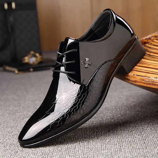 Men’s Classic Oxford Dress Shoes – Textured Style for Formal Events