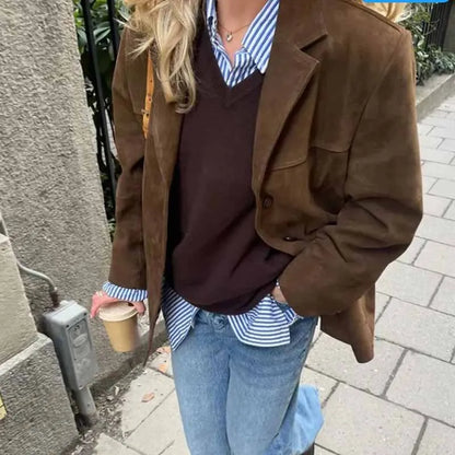 Chic Vintage Suede Blazer for Stylish Occasions